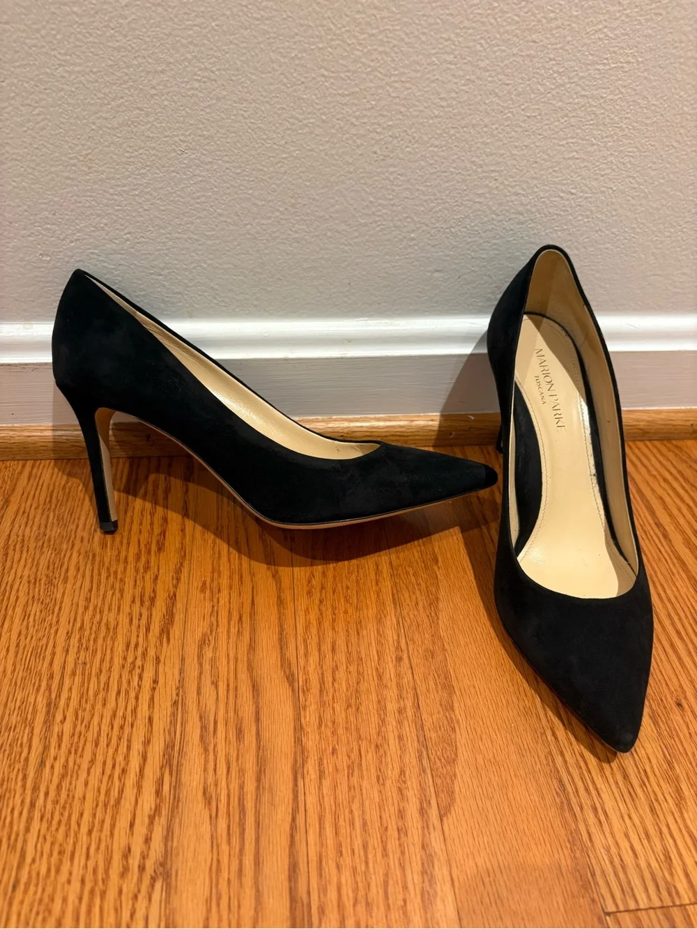 MARION PARKE Black Suede 85 Classic Pointed Toe Pump Women's 39/US 9